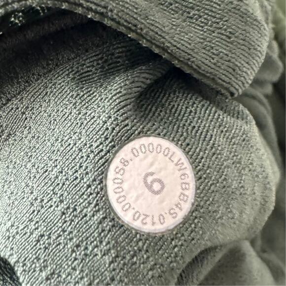 Lululemon Train Free High-Rise Crop 23" Algae Green Legging Size 6 - Picture 10 of 10